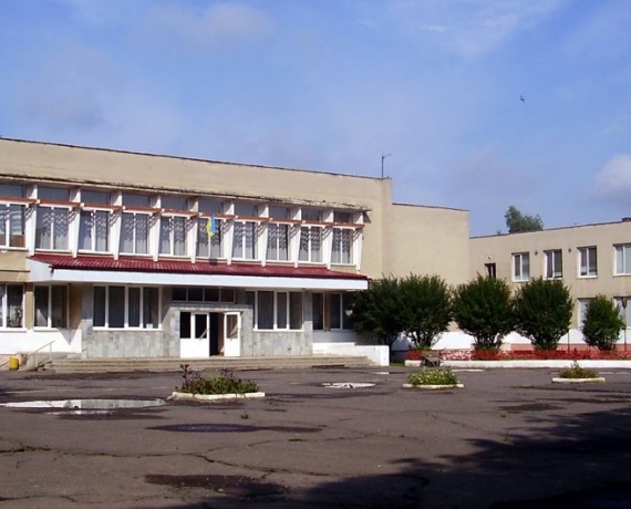 Ужгородська ЗОШ І-ІІІ ступенів №12		