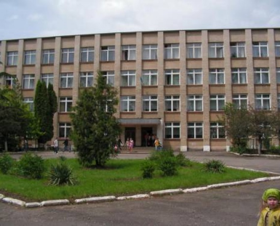 Ужгородська ЗОШ І-ІІІ ступенів №15