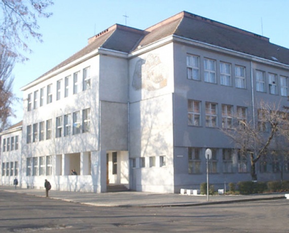 Ужгородська ЗОШ №3