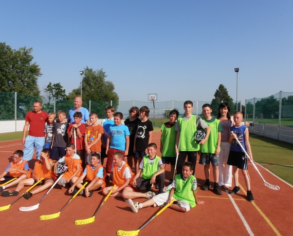 Лідер, багатопрофільний ліцей (ЗОШ І-ІІІ ступенів школа №20 м.Ужгорода)