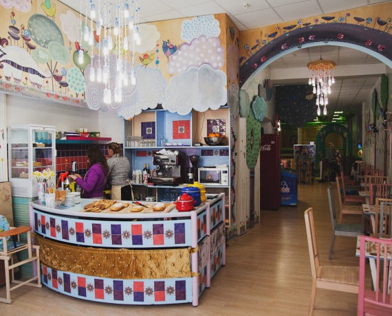 Пластилін, дитяче кафе, Ужгород