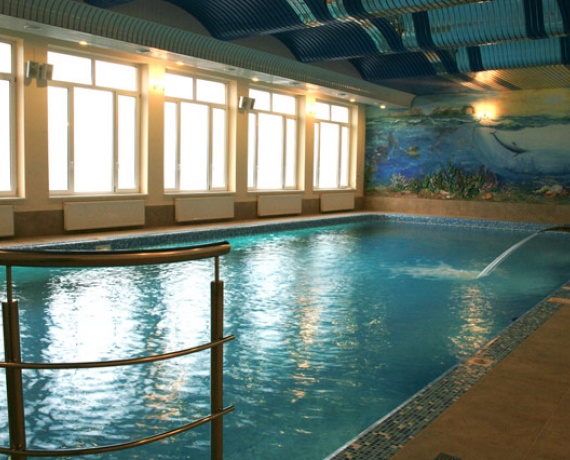 Басейн готельного комплексу «Олімп» Ужгород