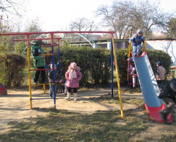 Двір садочку 39 м. ужгород